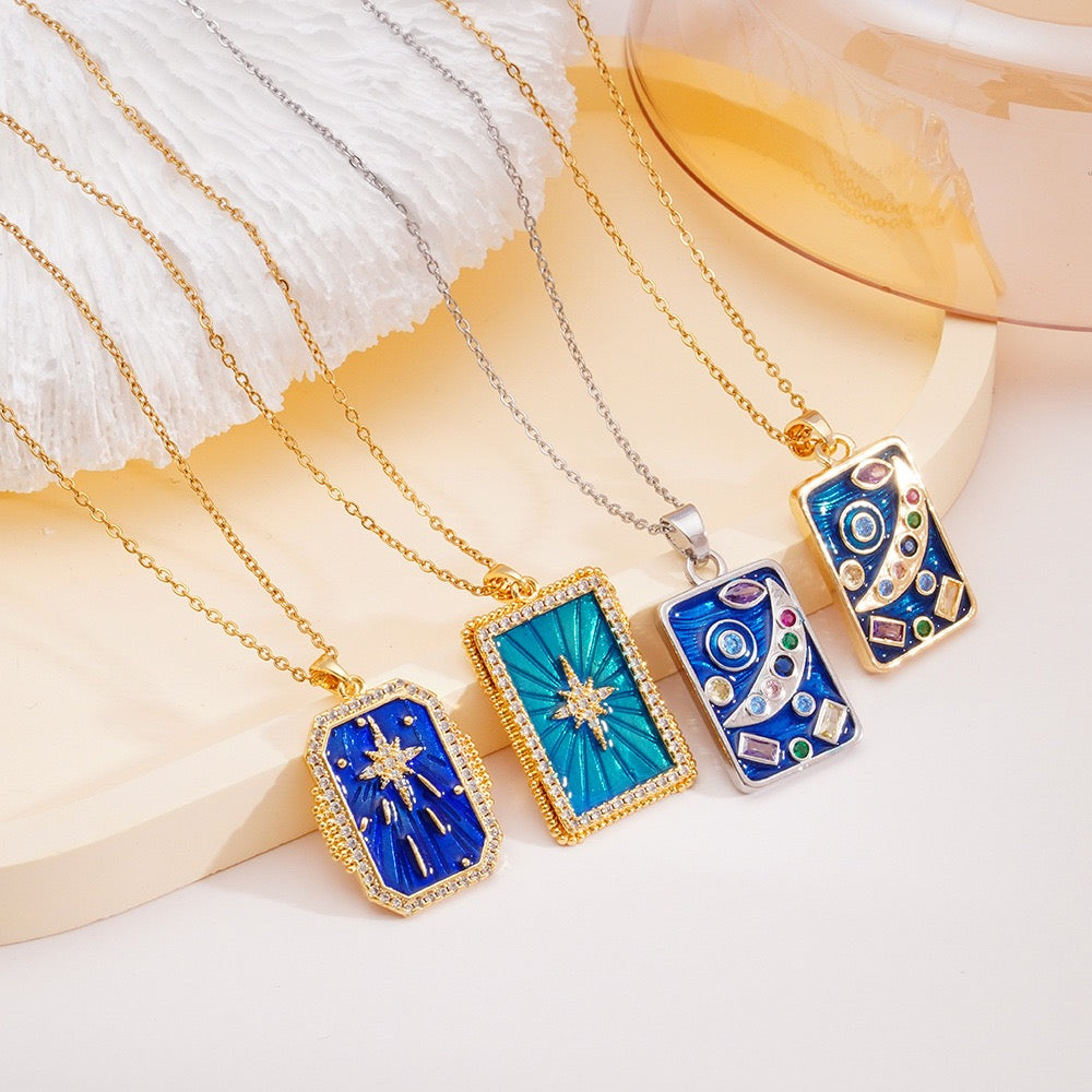 Starry Night Tarot Necklace – Celestial Gold Pendant Collection