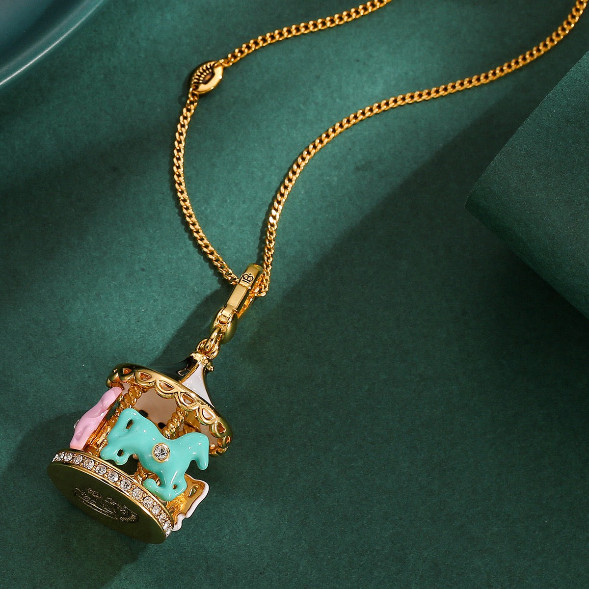 Carousel Horse Necklace – Vintage Merry-Go-Round Charm Pendant, Enamel Crystal Carousel Jewelry, Whimsical Gold Necklace for Women