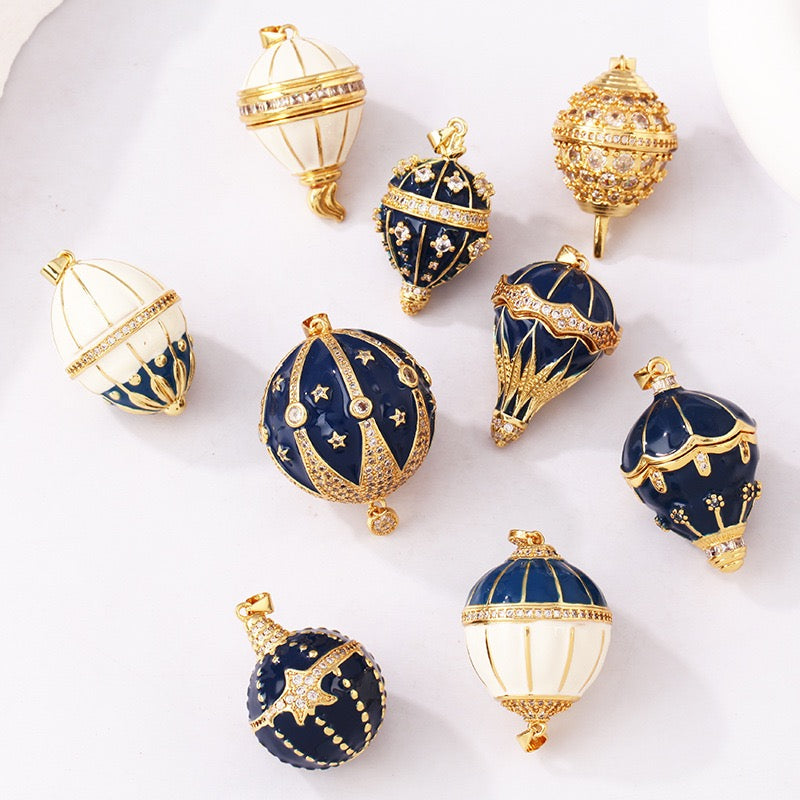 Hot Air Balloon Locket Necklace Collection – Vintage Enamel Balloon Pendant, Crystal Keepsake Charm Necklace, Adventure & Travel Jewelry for Women