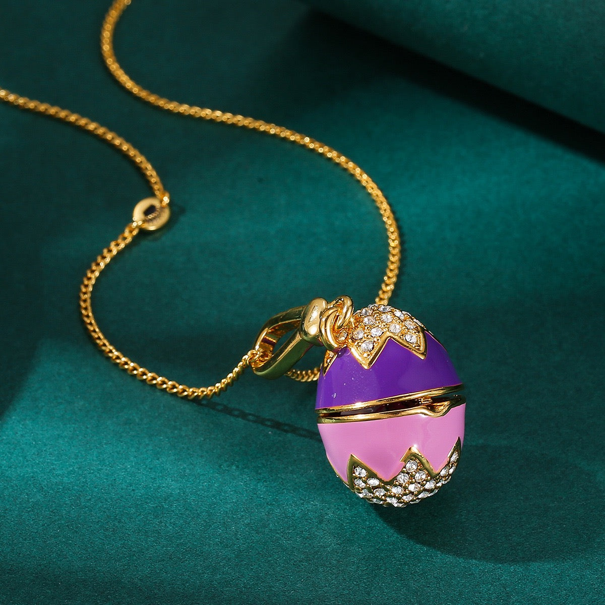 Secret Bunny Surprise Egg Locket Necklace – Enamel Easter Egg Pendant, Hidden Rabbit Charm Necklace, Whimsical Keepsake Jewelry