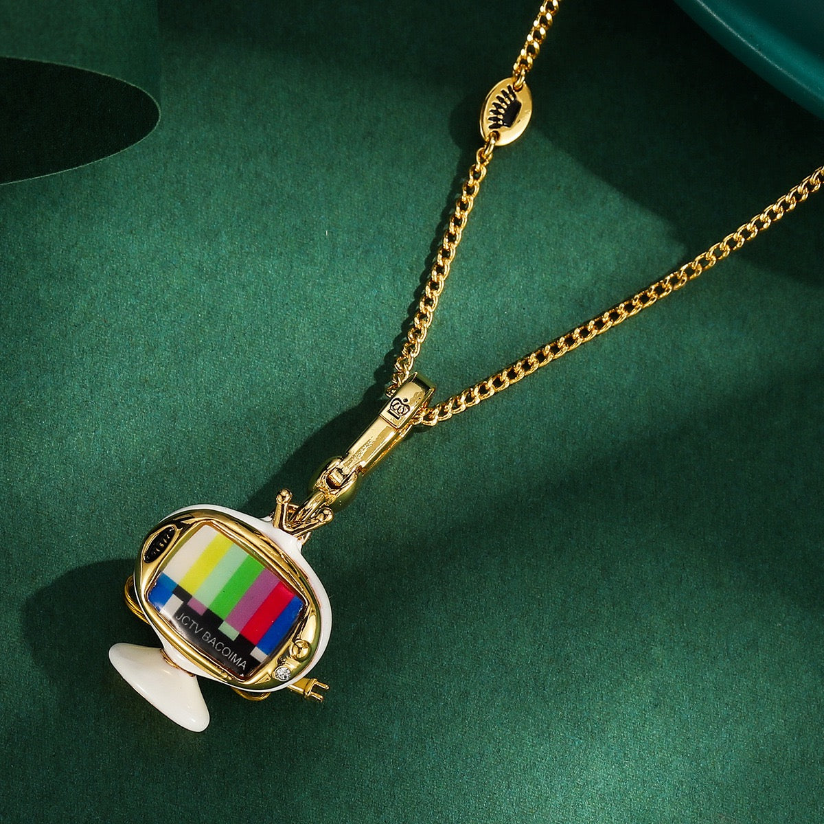 Retro Television Charm Necklace – Vintage TV Pendant Necklace, Color Bar Screen Charm, Nostalgic Gold Statement Jewelry